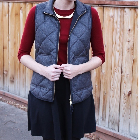J. Crew Jackets & Blazers - J. Crew Quilted Puffer Excursion Down Vest Size XXS